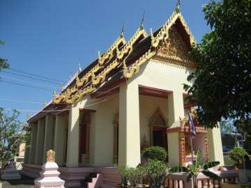 Ordination hall of Wat Wong Khong