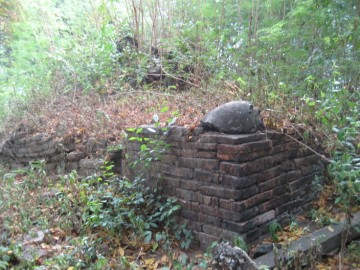 Remaining brickwork in situ