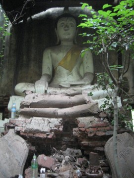 View of the main Buddha image