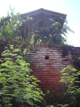 Remaining brick work of Wat Rong Ma