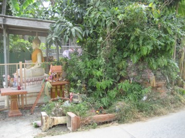 Brickwork of Wat Sema in situ